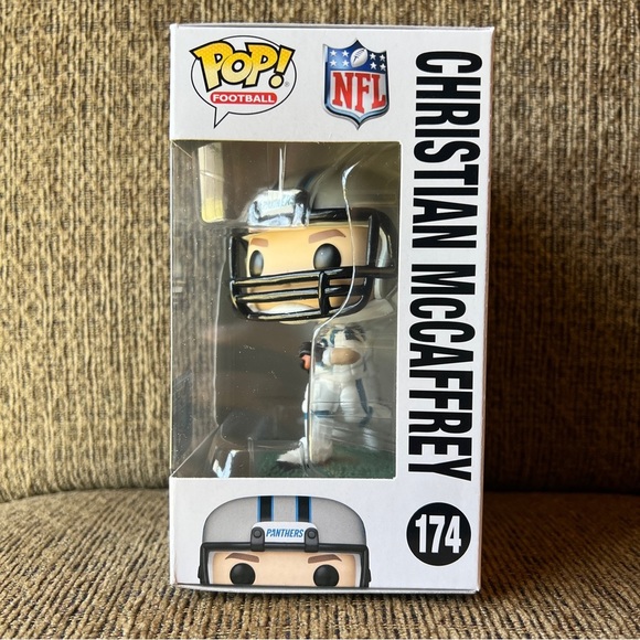 Christian McCaffrey Funko #174 (Carolina Panthers) - Picture 6 of 7